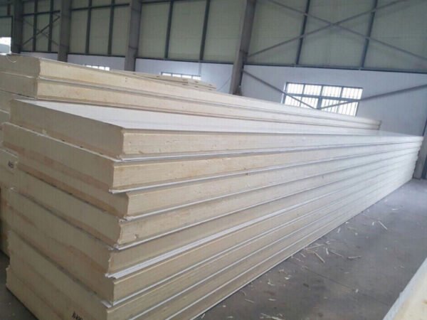 Ứng Dụng Tấm Panel Pu Trong Xây Dựng: Giải Pháp Toàn Diện Cho Cách Nhiệt Và Tiết Kiệm Năng Lượng