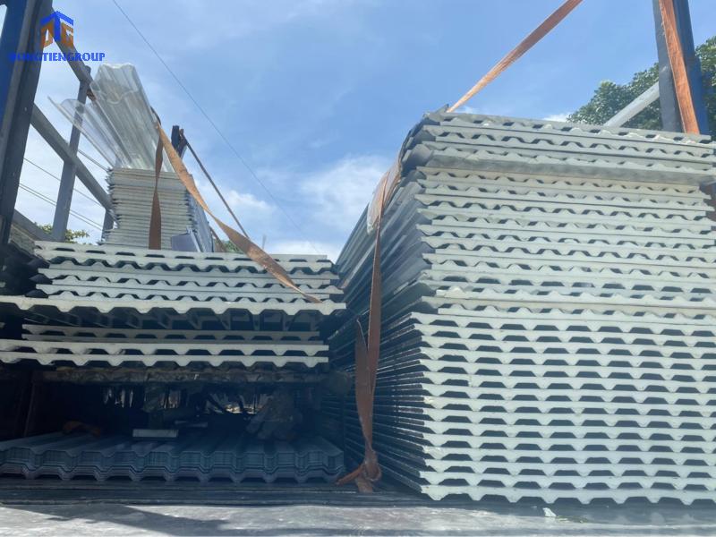 Tôn Xốp 2 Lớp, 3 Lớp 1 Tôn Xốp Đem Lại Hiệu Quả Cách Âm, Cách Nhiệt Tốt