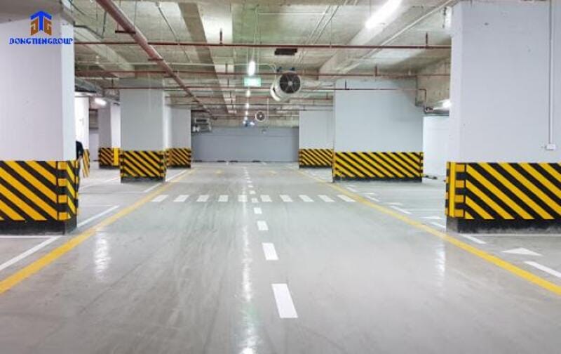 Sơn Epoxy Phản Quang 3 Sơn Epoxy Phản Quang Thường Được Sử Dụng Làm Vạch Kẻ Đường, Sàn Nhà Xưởng, Tầng Hầm