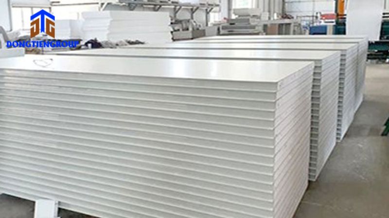 Tấm Panel Vách Ngăn 10 Đông Tiến Group – Địa Chỉ Chuyên Thi Công Tấm Panel Vách Ngăn Uy Tín