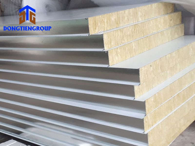 Tấm Panel Chống Cháy 15 Lý Do Nên Chọn Mua Tấm Panel Chống Cháy Tại Đông Tiến Group