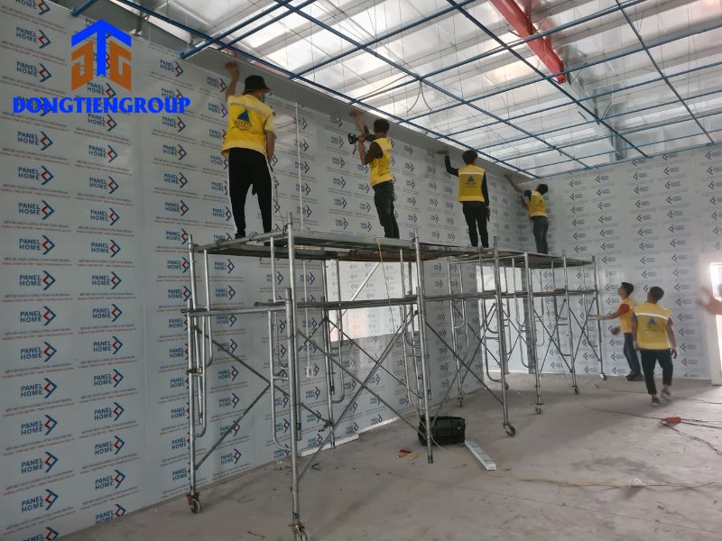 Thi Công Tấm Panel Vách Ngăn 5 Vì Sao Đông Tiến Group Là Đơn Vị Thi Công Panel Vách Ngăn Được Tin Chọn